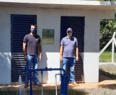 Comunidade da Barra do Quieto comemora água de qualidade  -  foto: Divulgação SANEPAR