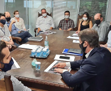 Diretoria da Sanepar e secretários municipais debatem planos e metas para Londrina  -  Foto: Divulgação Sanepar