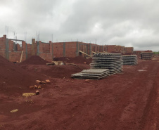 Representantes da Cohapar e da prefeitura de Marumbi se reuniram nesta semana para debater o procedimento de seleção das famílias que vão morar nas 50 casas populares que estão sendo construídas pelo Governo do Estado na cidade. Foto: Cohapar
