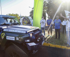 O governador Carlos Massa Ratinho Junior participou nesta quarta-feira (17) da largada oficial do 27º Rally Transparaná, uma das maiores competições off-road da América Latina, no Parque Nacional do Iguaçu, em Foz do Iguaçu. 