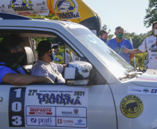 O governador Carlos Massa Ratinho Junior participou nesta quarta-feira (17) da largada oficial do 27º Rally Transparaná, uma das maiores competições off-road da América Latina, no Parque Nacional do Iguaçu, em Foz do Iguaçu. 