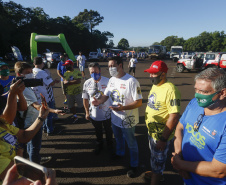 O governador Carlos Massa Ratinho Junior participou nesta quarta-feira (17) da largada oficial do 27º Rally Transparaná, uma das maiores competições off-road da América Latina, no Parque Nacional do Iguaçu, em Foz do Iguaçu. 
