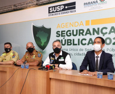 O ministro da Justiça e Segurança Pública, André Mendonça, esteve em São José dos Pinhais, na Região Metropolitana de Curitiba, para conhecer de perto algumas ações da Secretaria da Segurança Pública do Paraná na região. - Curitiba, 18/02/2021 - Foto: Divulgação SESP-PR