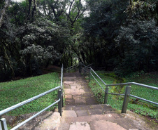 O Parque Estadual do Monge, situado no município da Lapa (RMC), volta a receber visitantes neste sábado (20). -  Foto: Denis Ferreira Netto/SEDEST