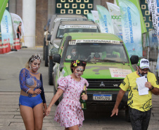 Chegada da 27ª edição do Rallye Transparaná, no Palácio Iguaçu, em Curitiba - Curitiba, 20/02/2021 - Foto: Alessandro Vieira/AEN