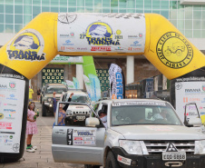 Chegada da 27ª edição do Rallye Transparaná, no Palácio Iguaçu, em Curitiba - Curitiba, 20/02/2021 - Foto: Alessandro Vieira/AEN