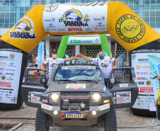 Chegada da 27ª edição do Rallye Transparaná, no Palácio Iguaçu, em Curitiba  -  Curitiba, 20/02/2021  -  Foto: José Fernando Ogura/AEN