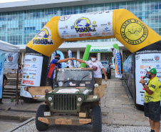 Chegada da 27ª edição do Rallye Transparaná, no Palácio Iguaçu, em Curitiba  -  Curitiba, 20/02/2021  -  Foto: José Fernando Ogura/AEN