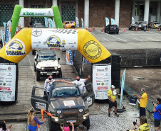 Chegada da 27ª edição do Rallye Transparaná, no Palácio Iguaçu, em Curitiba  -  Curitiba, 20/02/2021  -  Foto: José Fernando Ogura/AEN