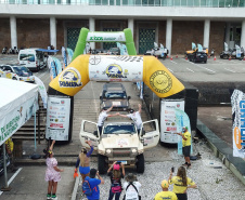 Chegada da 27ª edição do Rallye Transparaná, no Palácio Iguaçu, em Curitiba  -  Curitiba, 20/02/2021  -  Foto: José Fernando Ogura/AEN