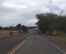O Departamento de Estradas de Rodagem do Paraná (DER/PR) publicou nesta terça-feira (23) oresultado da análise dos documentos de habilitação e resultado final da licitação da execuçãodas terceiras faixas da PR-323, na região Noroeste.  -  Foto: Divulgação DER