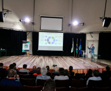 O município de São José dos Pinhais será mais uma cidade-polo da agência do Governo do Estado de promoção e prospecção de novos negócios e investimentos. Termo de cooperação entre a Invest Paraná e o município foi assinado nesta quarta-feira (24).