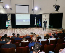 O município de São José dos Pinhais será mais uma cidade-polo da agência do Governo do Estado de promoção e prospecção de novos negócios e investimentos. Termo de cooperação entre a Invest Paraná e o município foi assinado nesta quarta-feira (24).