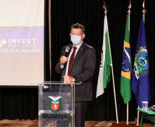 O município de São José dos Pinhais será mais uma cidade-polo da agência do Governo do Estado de promoção e prospecção de novos negócios e investimentos. Termo de cooperação entre a Invest Paraná e o município foi assinado nesta quarta-feira (24).