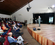 O município de São José dos Pinhais será mais uma cidade-polo da agência do Governo do Estado de promoção e prospecção de novos negócios e investimentos. Termo de cooperação entre a Invest Paraná e o município foi assinado nesta quarta-feira (24).