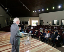 O município de São José dos Pinhais será mais uma cidade-polo da agência do Governo do Estado de promoção e prospecção de novos negócios e investimentos. Termo de cooperação entre a Invest Paraná e o município foi assinado nesta quarta-feira (24).
