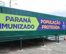 Distribuição das novas doses de vacinas contra a Covid-19 para as 22 Regionais de Saúde.  -  Curitiba, 25/02/2021  -  Foto: José Fernando Ogura/AEN