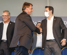 Governador Carlos Massa Ratinho Junior e presidente Jair Bolsonaro participam do evento de lançamento da revitalização do sistema elétrico de alta tensão de Furnas.   -  Foz do Iguaçu, 25/02/2021  - Foto: Jonathan Campos/AEN