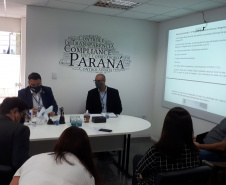 Órgãos se unem para combater fura-filas da prioridade de vacinação. A lista de denúncias de fura-filas que chegaram à Controladoria-Geral do Estado (CGE) é grande, já passa de 500 registros no Paraná, e desafia órgãos de controle. -  Curitiba, 25/02/2021  -  Foto: Divulgação CGE