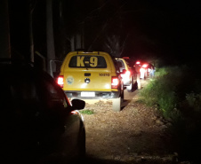 As forças policiais do Paraná fiscalizaram 1.333 estabelecimentos comerciais e realizaram 553 ações de dispersão de aglomeração entre a meia-noite de sábado (27) e as 7 horas desta segunda-feira (1º). Foram 138 prisões e 47 adolescentes apreendidos no primeiro final de semana de reforço na fiscalização das medidas de proteção contra a Covid-19. -  Curitiba, 01/03/2021  -  Foto: Divulgação SESP-PR