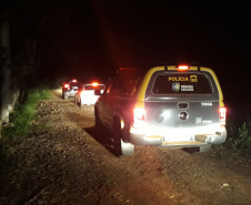 As forças policiais do Paraná fiscalizaram 1.333 estabelecimentos comerciais e realizaram 553 ações de dispersão de aglomeração entre a meia-noite de sábado (27) e as 7 horas desta segunda-feira (1º). Foram 138 prisões e 47 adolescentes apreendidos no primeiro final de semana de reforço na fiscalização das medidas de proteção contra a Covid-19. -  Curitiba, 01/03/2021  -  Foto: Divulgação SESP-PR