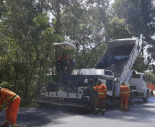 O Departamento de Estradas de Rodagem do Paraná (DER/PR) está realizando melhorias na PRC-487, trecho estadual da Estrada Boiadeira, e na PR-522, rodovias que ligam o município de Ivaí à BR-373, na região dos Campos Gerais. -  Curitiba, 11/03/2021  -  Foto_ Divulgação DER-PR