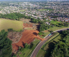 Obras da Perimetral Leste de Foz do Iguaçu avançam em três pontos do projeto. Foto:DER