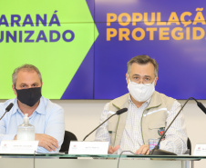 O secretário estadual de Saúde, Beto Preto, anunciou nesta sexta-feira (19) que o Governo do Estado planeja abrir mais 200 leitos de Unidade de Terapia Intensiva (UTI) nos próximos dias. Serão 20 no Hospital Universitário de Cascavel (Oeste) e 20 no Hospital Universitário de Ponta Grossa (Campos Gerais), além dos 5 leitos de UTI e 15 de enfermaria abertos no Hospital Regional do Litoral nesta sexta. 