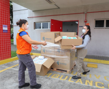 A Mondelez Brasil  faz a entrega de Kits Covid e de mascaras de proteçao para a Defesa Civil 24/03/2021 - Foto: Geraldo Bubniak/AEN