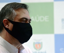 A Secretaria de Estado da Saúde (Sesa) recebeu nesta quarta-feira (24), ventiladores e monitores doados por entidades e iniciativa privada em apoio ao enfrentamento da Covid-19 no Paraná. As doações podem viabilizar a abertura de 40 a 70 leitos de UTI para reforçar o atendimento na pandemia. -  Curitiba, 24/03/2021  -  Foto: Américo Antonio/SESA