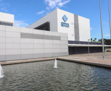 O governador Carlos Massa Ratinho Junior e o secretário estadual da Saúde, Beto Preto, no Hospital do Rocio nesta segunda-feira (29), para a abertura de 50 novos leitos UTI SUS exclusivos para Covid-19. Acompanhados do Diretor Geral do Hospital, Luiz Ernesto Wendler  e o do prefeito de Campo Largo, Mauricio Rivabem. 29/03/2021 - Foto: Geraldo Bubniak/AEN