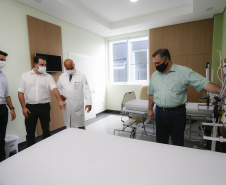 O governador Carlos Massa Ratinho Junior e o secretário estadual da Saúde, Beto Preto, entregam 50 novos leitos UTI SUS exclusivos para Covid-19 no Hospital do Rocio, em Campo Largo. Foto: Jonathan Campos/AEN