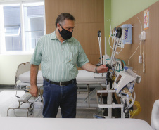O governador Carlos Massa Ratinho Junior e o secretário estadual da Saúde, Beto Preto, entregam 50 novos leitos UTI SUS exclusivos para Covid-19 no Hospital do Rocio, em Campo Largo. Foto: Jonathan Campos/AEN