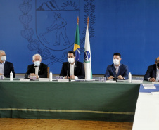 As pequenas e microempresas paranaenses dos segmentos mais afetados pela pandemia receberão um auxílio emergencial do Governo do Estado. O anúncio foi feito na manhã desta terça-feira (6) pelo governador Carlos Massa Ratinho Junior em um encontro com deputados estaduais, chefes de outros Poderes e representantes do setor produtivo.  Foto:Gilson Abreu/AEN