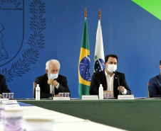 As pequenas e microempresas paranaenses dos segmentos mais afetados pela pandemia receberão um auxílio emergencial do Governo do Estado. O anúncio foi feito na manhã desta terça-feira (6) pelo governador Carlos Massa Ratinho Junior em um encontro com deputados estaduais, chefes de outros Poderes e representantes do setor produtivo.  Foto:Gilson Abreu/AEN