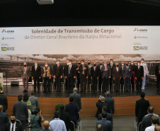 O governador Carlos Massa Ratinho Junior acompanha o  presidente Jair Bolsonaro nesta quarta-feira (7),   na transmissao de cargo do  diretor-geral brasileiro da Itaipu Binacional, o general João Francisco Ferreira .  07/04/2021 - Foto: Geraldo Bubniak/AEN