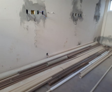 O secretário de Estado da Saúde, Beto Preto, vistoriou as obras do Hospital Regional de Toledo nesta quarta-feira (7). O Estado já investiu R$ 13 milhões e vai ofertar 69 leitos, sendo 26 cirúrgicos e 33 clínicos, além de dez Unidades de Terapia Intensiva (UTI). Foto:SESA