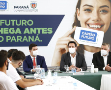 O Governo do Estado está preparando uma nova fase do Cartão Futuro, programa destinado a apoiar a contratação de jovens aprendizes e oportunizar o primeiro emprego.  -  Foto: Jonathan Campos/AEN