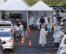 Com mutirões aos finais de semana, Paraná ultrapassa 1,6 milhão de aplicações  -  Foto: Jonathan Campos/AEN