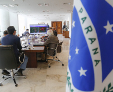 A TIM Brasil anunciou, nesta quinta-feira (15), que estenderá sua rede 4G para novos pontos no Interior do Estado. O novo plano foi anunciado no Palácio Iguaçu, pelo governador Carlos Massa Ratinho Junior e pelo CEO da TIM Brasil, Pietro Labriola.  -   Curitiba, 15/04/2021  -  Foto: Jonathan Campos/AEN