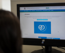 O Sistema de Protocolo Integrado ? eProtocolo foi desenvolvido para atender as necessidades do Estado do Paraná no controle informatizado de documentos emitidos e recebidos nos órgãos da Administração Pública Estadual, controlando desde o cadastramento até a eliminação dos documentos.Foto: Geraldo Bubniak/AEN