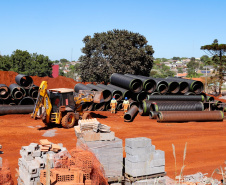 Serviços de terraplenagem, drenagem e de pavimentação estão em andamentos na readequação do Trevo Cataratas, em Cascavel, na região Oeste do estado.  -  Cascavel, 15/04/2021 -  Foto: Divulgação DER/PR