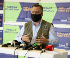 VACINAS ? Os medicamentos foram distribuídos às 22 Regionais de Saúde do Estado juntamente das 363.340 doses do 13º lote de vacinas contra Covid-19 e de 292.800 doses de vacina contra Influenza. - Curitiba, 16/04/2021 - Foto: Ari Dias/AEN