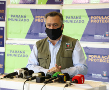 VACINAS ? Os medicamentos foram distribuídos às 22 Regionais de Saúde do Estado juntamente das 363.340 doses do 13º lote de vacinas contra Covid-19 e de 292.800 doses de vacina contra Influenza. - Curitiba, 16/04/2021 - Foto: Ari Dias/AEN