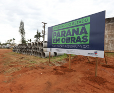 O governador Carlos Massa Ratinho Junior lança nesta sexta-feira (23) a pedra fundamental das obras de modernização do Trevo Gauchão e da duplicação da PR-323 no perímetro urbano de Umuarama. O investimento é de R$ 66,1 milhões. 23/04/2021 - Foto: Geraldo Bubniak/AEN