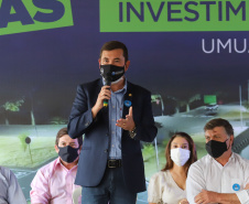 O governador Carlos Massa Ratinho Junior lança nesta sexta-feira (23) a pedra fundamental das obras de modernização do Trevo Gauchão e da duplicação da PR-323 no perímetro urbano de Umuarama. O investimento é de R$ 66,1 milhões. 23/04/2021 - Foto: Geraldo Bubniak/AEN