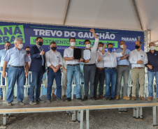 O governador Carlos Massa Ratinho Junior lança nesta sexta-feira (23) a pedra fundamental das obras de modernização do Trevo Gauchão e da duplicação da PR-323 no perímetro urbano de Umuarama. O investimento é de R$ 66,1 milhões. 23/04/2021 - Foto: Geraldo Bubniak/AEN