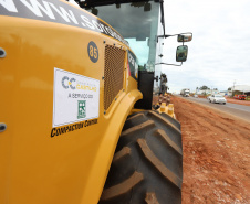 O governador Carlos Massa Ratinho Junior lança nesta sexta-feira (23) a pedra fundamental das obras de modernização do Trevo Gauchão e da duplicação da PR-323 no perímetro urbano de Umuarama. O investimento é de R$ 66,1 milhões. 23/04/2021 - Foto: Geraldo Bubniak/AEN