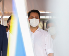 O governador Carlos Massa Ratinho Junior lança nesta sexta-feira (23) a pedra fundamental das obras de modernização do Trevo Gauchão e da duplicação da PR-323 no perímetro urbano de Umuarama. O investimento é de R$ 66,1 milhões. 23/04/2021 - Foto: Geraldo Bubniak/AEN