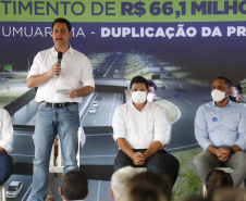 O governador Carlos Massa Ratinho Junior lança  a pedra fundamental das obras de modernização do Trevo Gauchão e da duplicação da PR-323 no perímetro urbano de Umuarama. Foto: Jonathan Campos/AEN